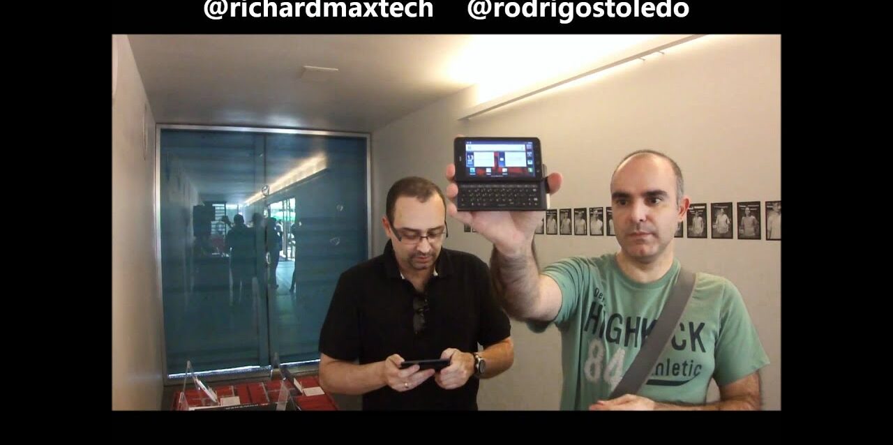 Motorola Milestone 3 Apresentado por Richard Max e Rodrigo Toledo