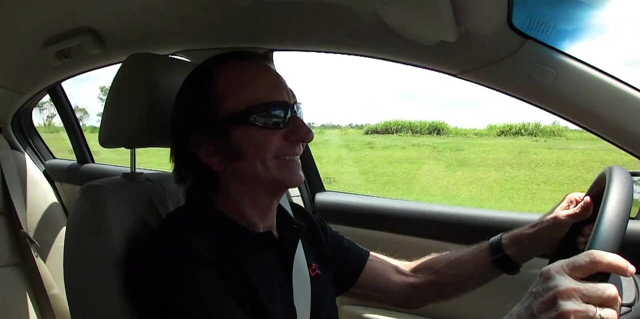 Volta em alta velocidade com Emerson Fittipaldi